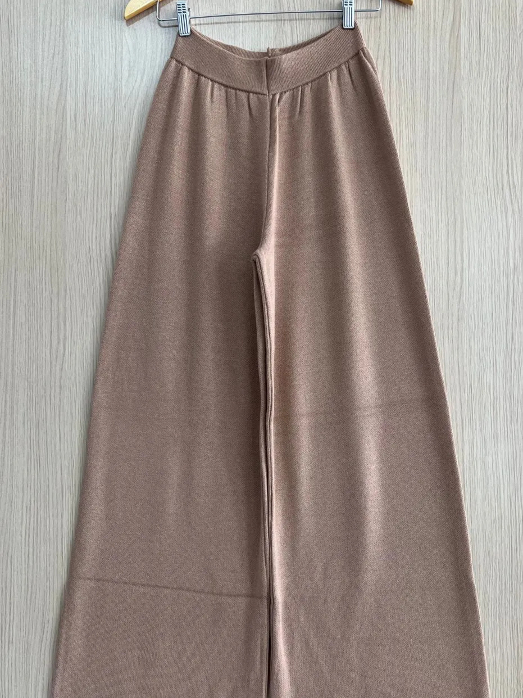 Calça de Tricô Pantalona