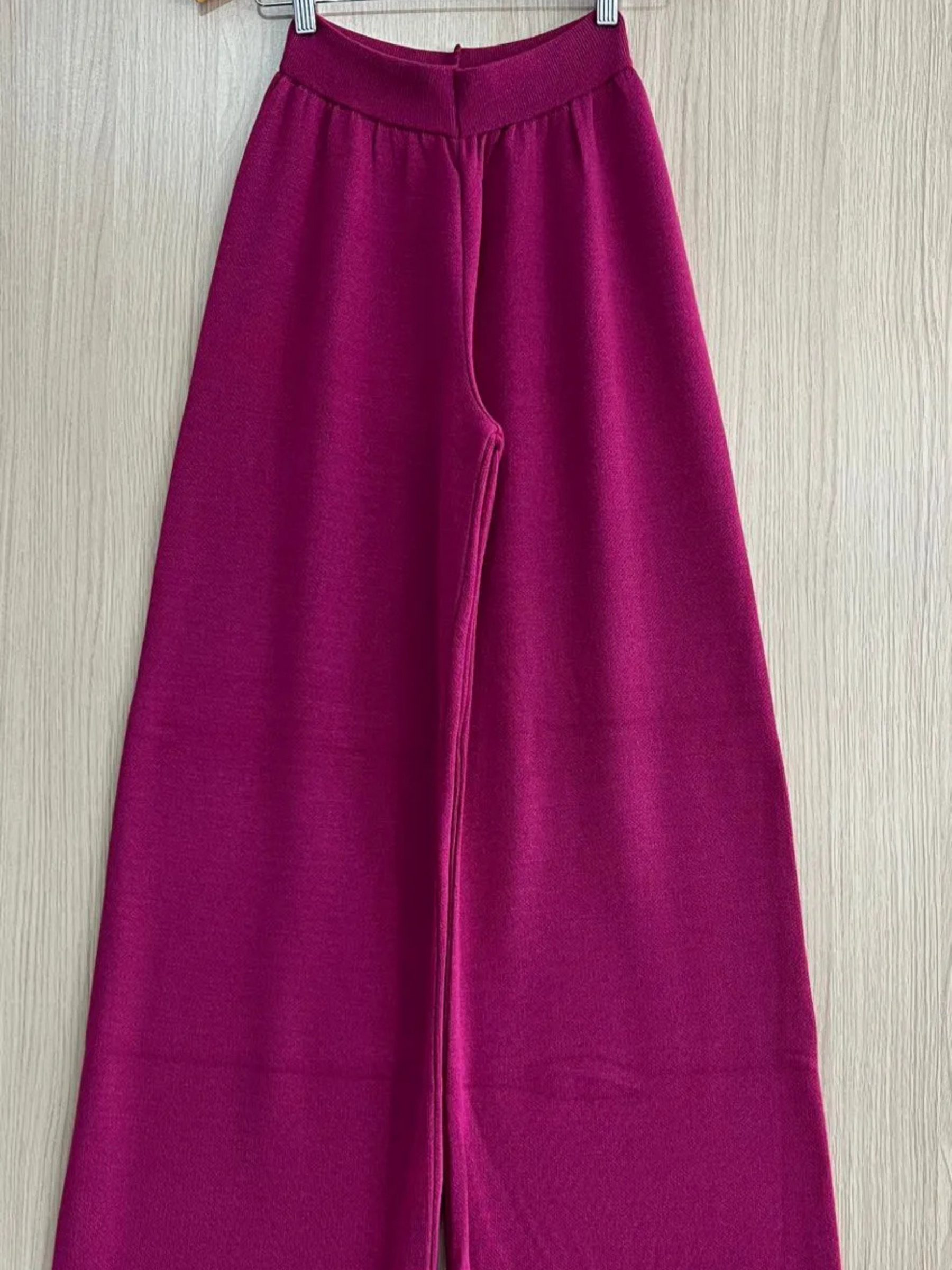 Calça de Tricô Pantalona