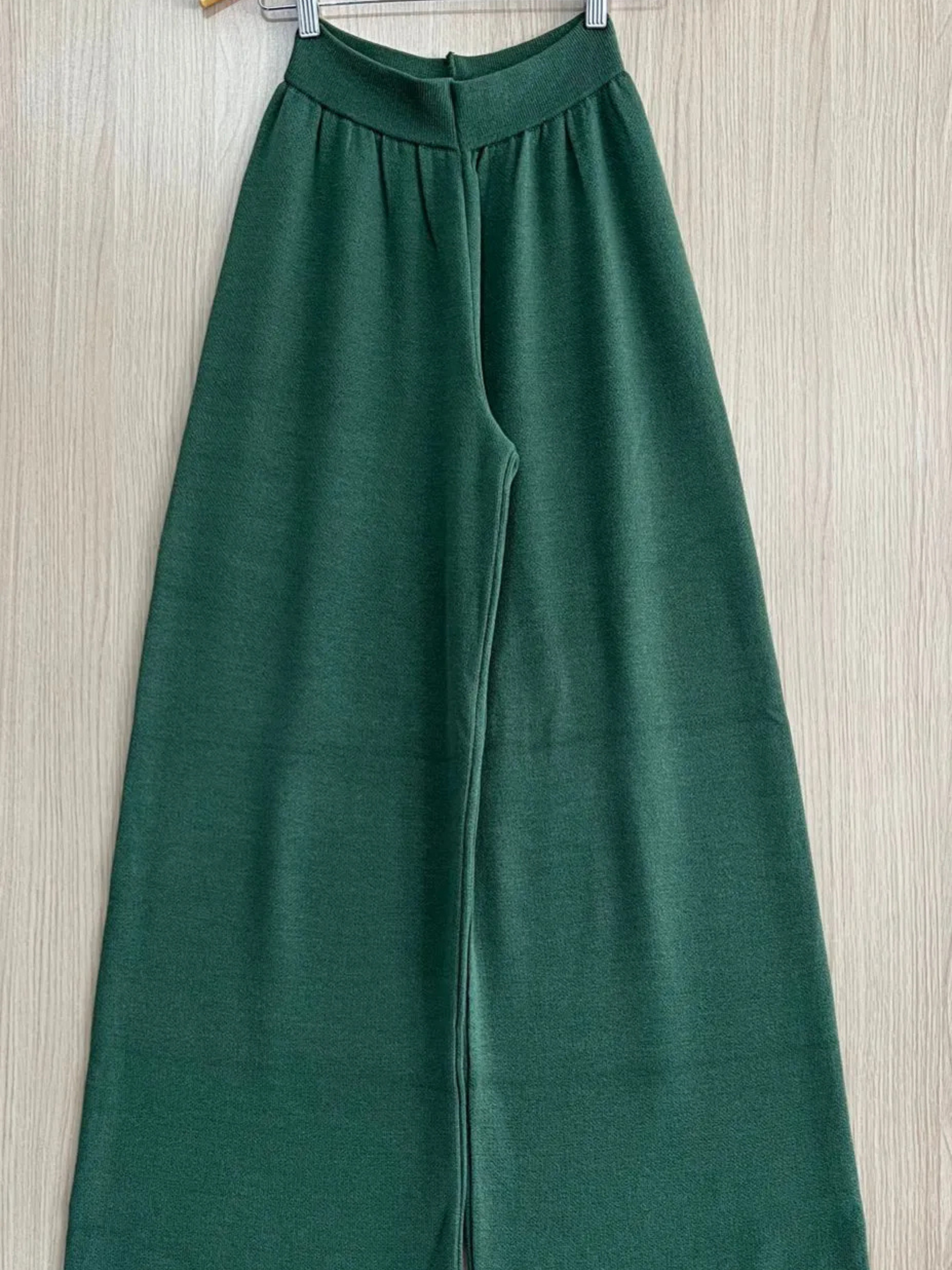 Calça de Tricô Pantalona
