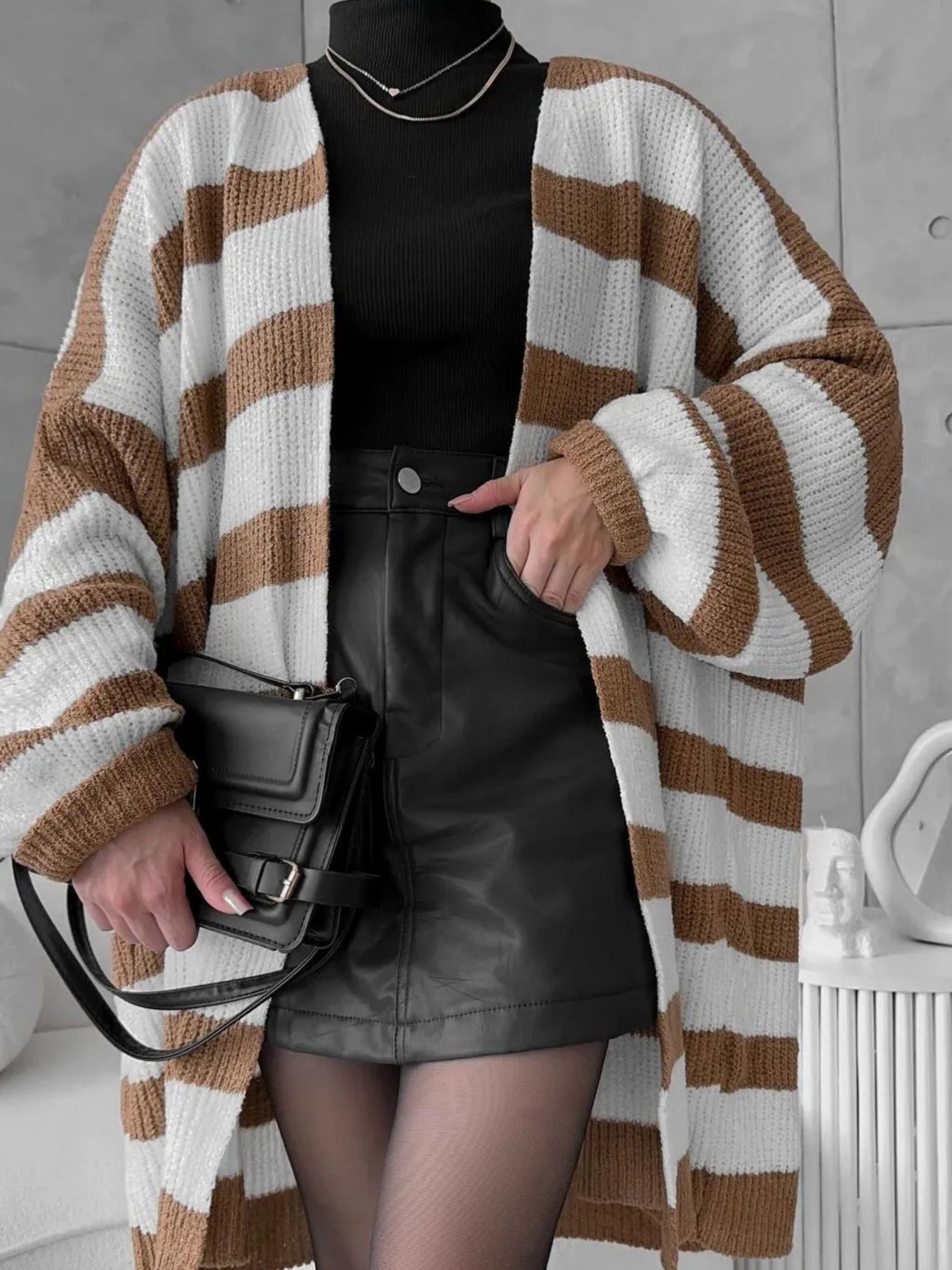 Casaco Feminino de Tricô Sandyele