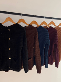 Casaco Feminino de Tricô Rússia