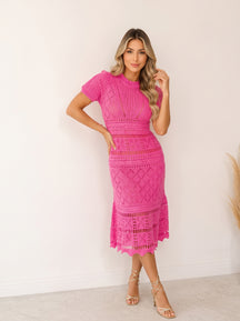 Vestido de tricô Samira de corpo inteiro, com os losangos abertos da saia