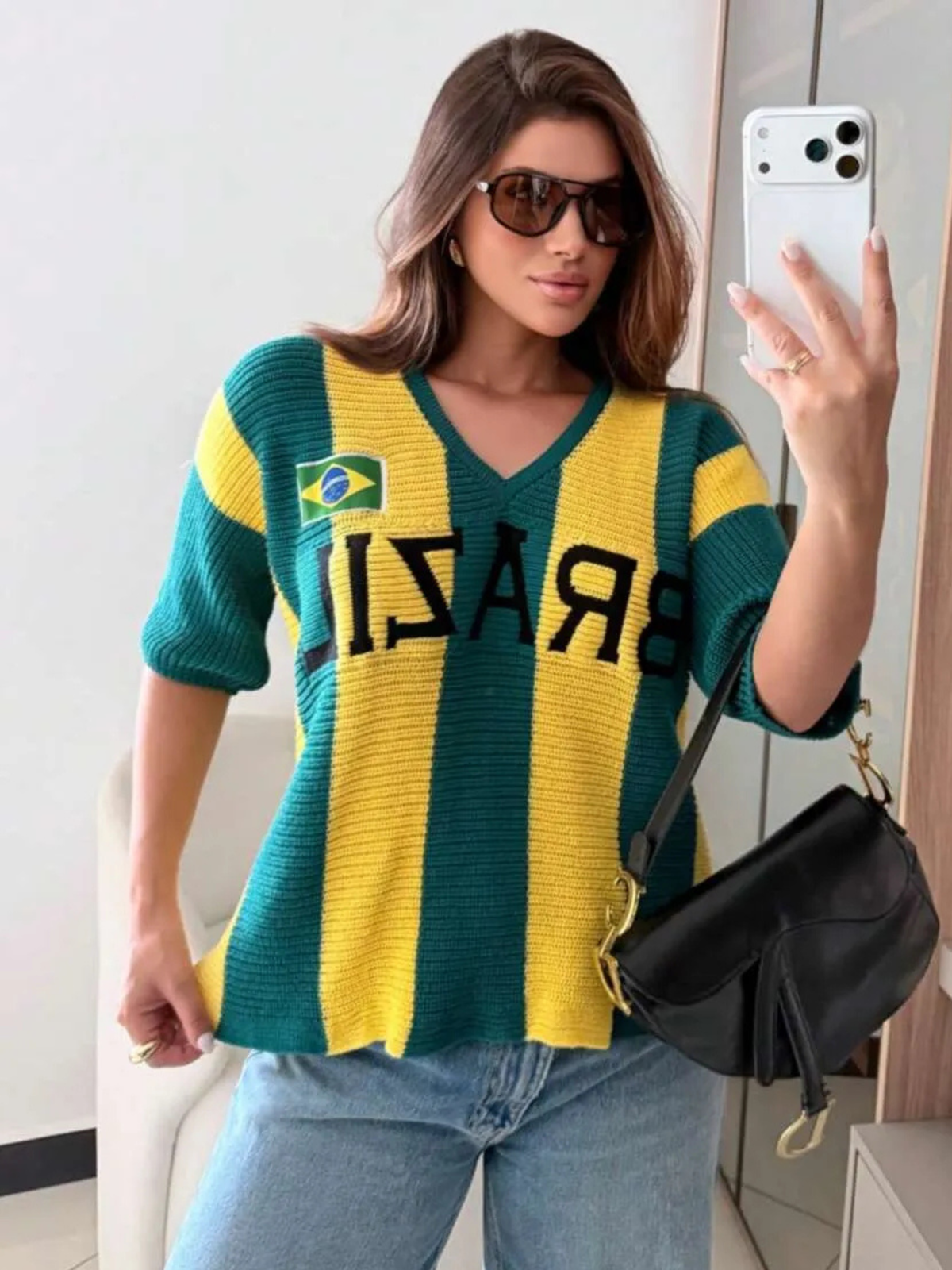 Blusa Feminina de Tricô do Brasil